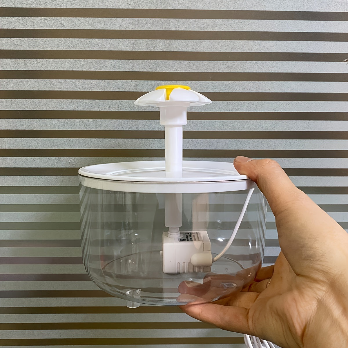 Bebedero ultrasilencioso transparente de 1,5 litros para mascotas, con 1 bomba de agua, alimentado por USB, fácil de limpiar, sin BPA, apto para gatos y mascotas pequeñas, sin batería.